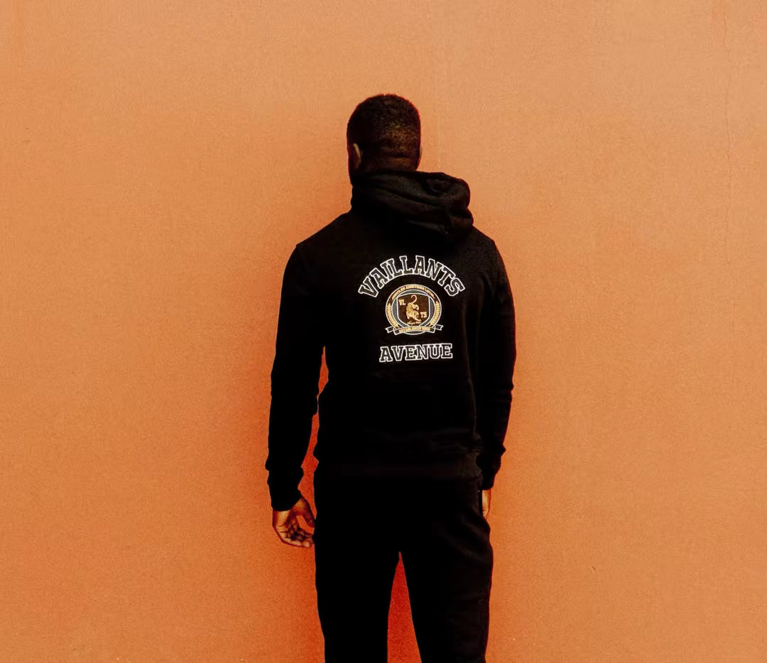 BLACK TRACKSUIT
