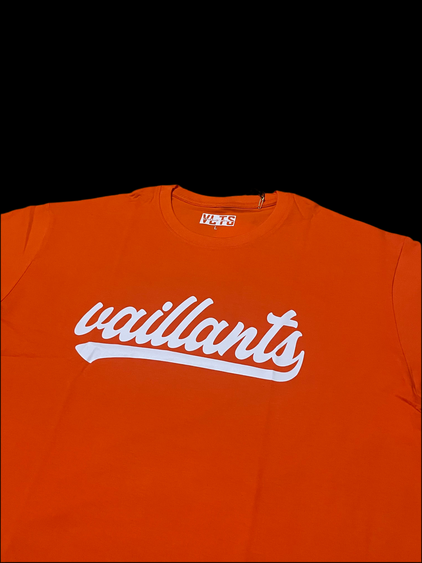 ORANGE T-SHIRT